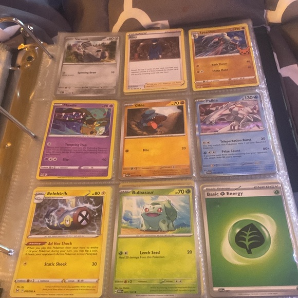 yellow back pokemon cards TCG: Random from Every Series, 50 Cards in Each Lot : Toys & Games The perfect collection for your Pokemon fan. For older full arts, do